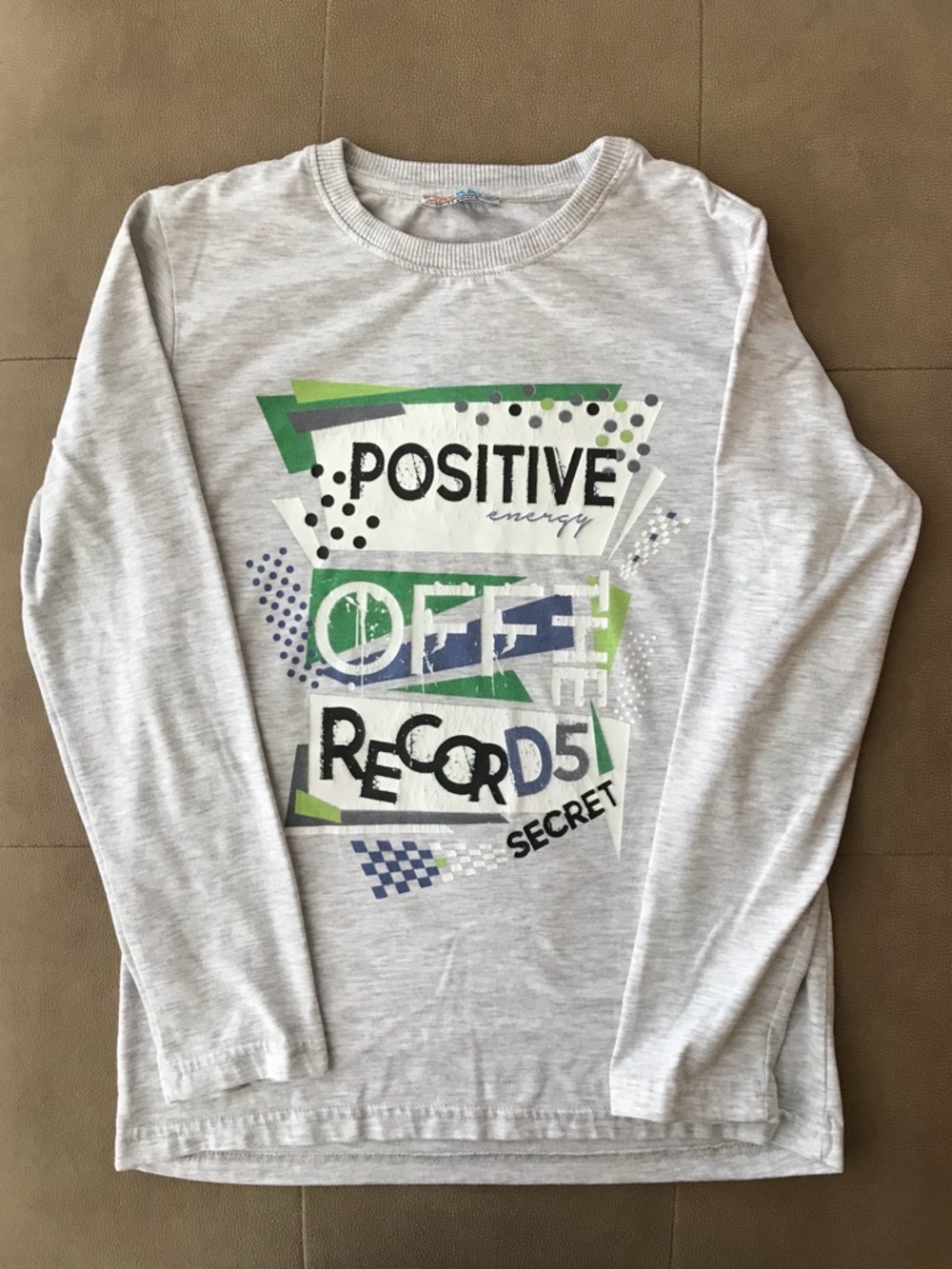 Cotton grey tee shirt long sleeve size 10-11 unisex with positive vibes